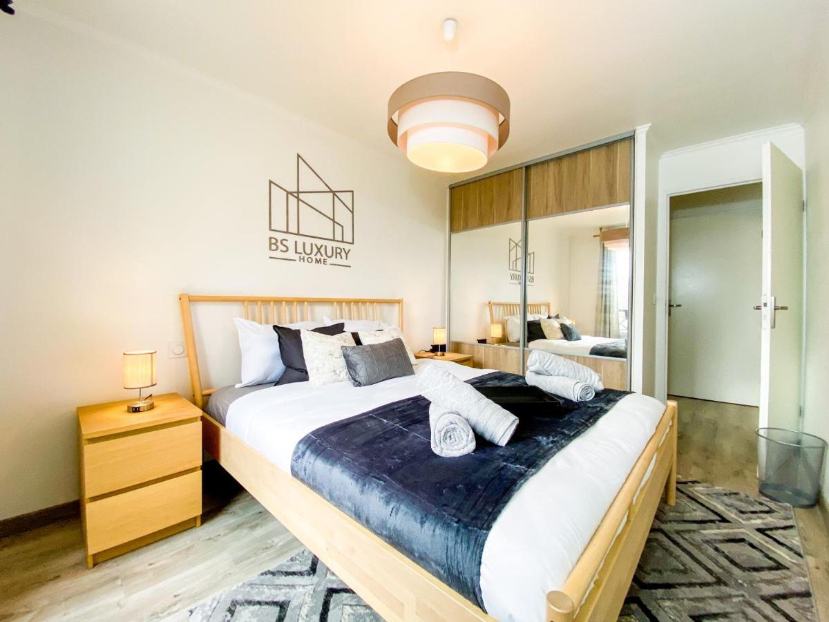 Апартаменты The Grey House - Parking - Piscine - Rer A 6 Min Бюсси-Сен-Жорж Экстерьер фото